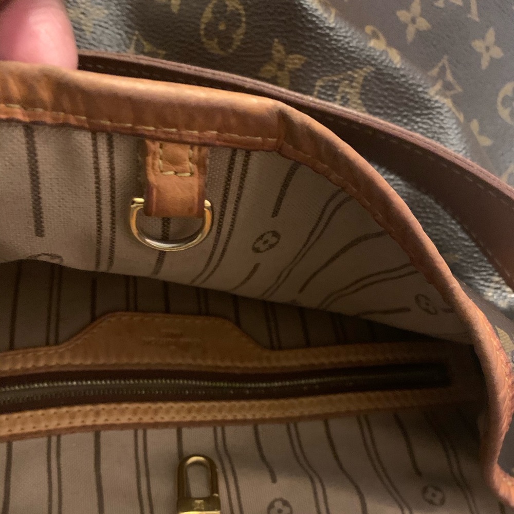 Louis Vuitton Delightful MM Monogrammed bag - Picture 11 of 16